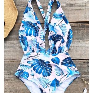 Cupshe floral print one piece